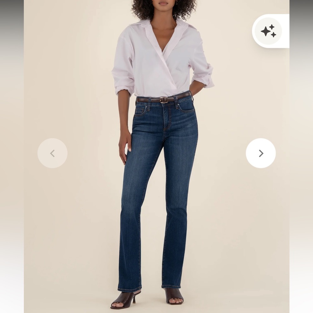 Kut from the Kloth Women's Straight Leg Jeans in Dark Blue Wash